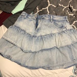 american eagle mini skirt size 14